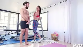 Spying On Some Thighs - Logan Pierce And Sofie Marie
