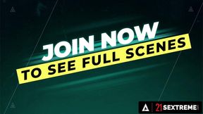 21 SEXTREME - Adorable Zazie Indulges in Granny Franny's Intimate Moments