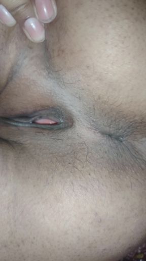 beautiful wife hot baby come in bed and enjoy with big ass   Clip 2