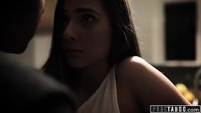 Teen brunette Jaye Summers rides risky creampie on stepdad's cock