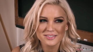 La profesora Kenzie Taylor follada por el culo hasta el orgasmo
