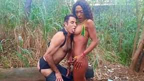 coroa nao resistiu a trans do pauzao que fodeu muito esse cu esfolado