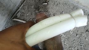Indian boy big land se muthi Mari back land