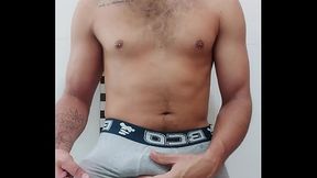 fiquei com tanto tes&atilde_o que gozei duas vezes