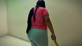 egypt hot bbw hotel maid sweeping my room, then i saw her big ass & big tits!