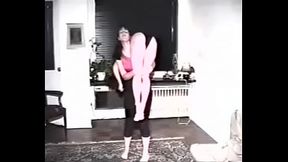 Robin &amp_ Cindy lift each other - 2