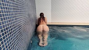 Fucking wife's massive booty splashing water, screaming, and stroking herself wild