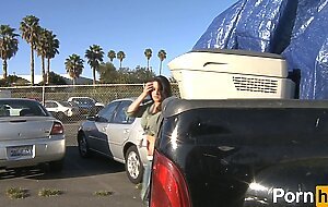 bangin blue collar boobs - Scene 3