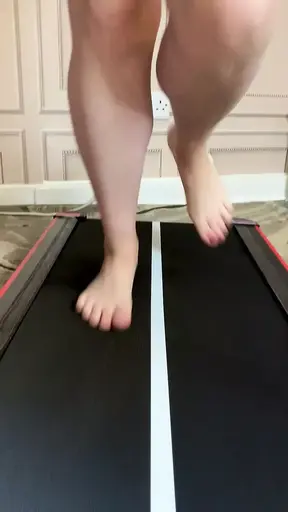 BBW milf on a Treadmill