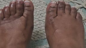 Shiny feet