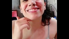 Amateur couple enjoys a quick and steamy session