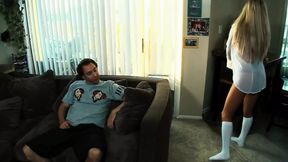 Brooke Belle Gets Her Wet Pussy Owned by Deep Dick