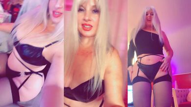 Stepmom teases you into cumming hard over her curvy ass