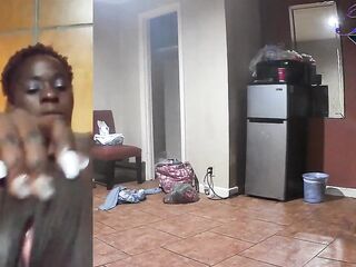 Thot in Texas - Masterbation and Dancing