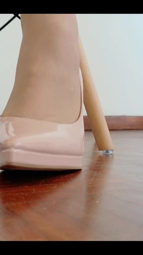 A try on video with some highheel ASMR xoxo