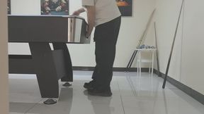 Poor billiards assistant coach