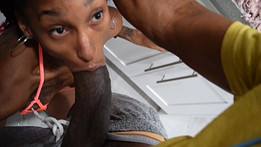 Porsha Carrera Throat trains a newbie slut