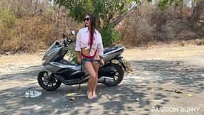 huge piss fountain on my soles - motorbike public flashing