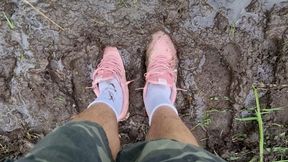 Nike Flex sneakers muddy