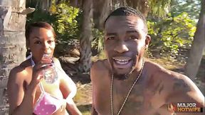 Brunette Yum Thee Boss Blows Rome Major'_s Huge Cock Outdoors!