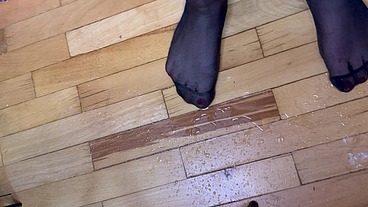 Wetting my black pantyhose for Paco before send to him