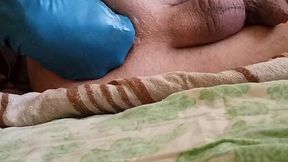 this sexy babe cums so hot from fisting, showing off her prolapse.