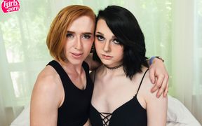Tgirls Porn: Shiri and Paige - Flip Fuck