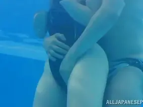 Natural-Titted Bimbo Rewards Her Guy's Hunger With Public Blowjob Feast