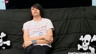 Roxy Reds stomach filled with sticky splooge after nice wanking