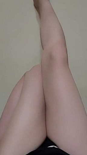 Happy New Year! Just Look at My Legs and Masturbate! Shoot Me Your Thick Semen.