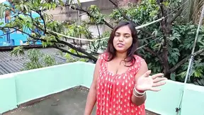 Apne he stepsister ki friend ko virgin pussy fuck kiya or pussy ros nikal
