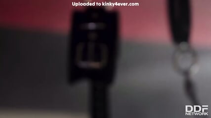 Caged To Suck - Marta La Croft And Jesus Reyes  Kinky4Ever