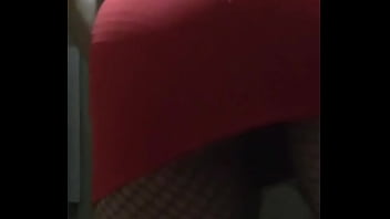 Cdzinha Pen&eacute_lope gostosa rebolando de sainha