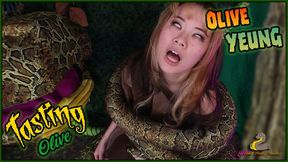 King Kaa Tastes Olive - Nude Vore 4K mp4