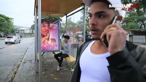 mlk edu fodendo um cuzinho nos bastidores da cena