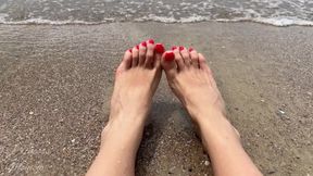 Feet Play on the Seaside