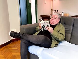 A mi esposa le calienta demasiado el repartidor chino Parte two FT Keila Bassi y Elnonohub