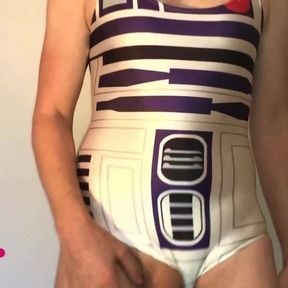 Sissy Transsexual Cums in Star Wars R2D2 Cosplay Swimsuit