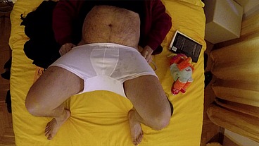 GG Jerking in my bed