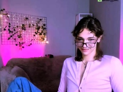 Amateur Webcam Chick Masturbates On Webcam More at