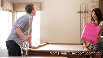 Darla Crane Teaches Her Stepdaughter a Sexy Lesson