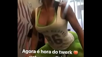 Gracyanne barbosa rebolando seu rabao sarado