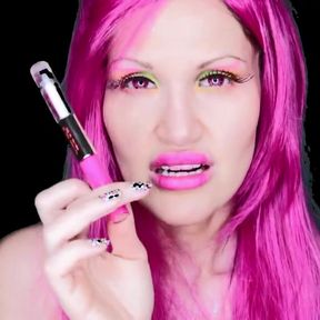 Trapped inside my lipstick