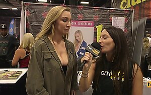 Mia Malkova & Kendra Sunderland at eXXXotica 2015 with Pornhub Aria