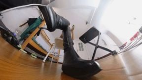 VR360LELE boots vs dwarfs