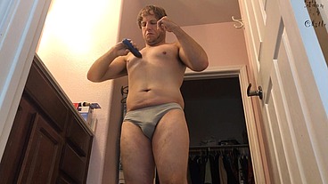 Hairy Guy N Man-Thong Shaves Body