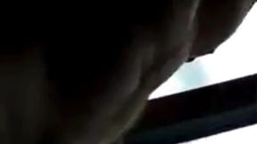 batendo punheta no banco de tras do onibus com risco de flagra