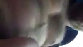 batendo punheta no banco de tras do onibus com risco de flagra