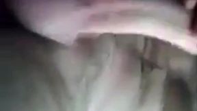 batendo punheta no banco de tras do onibus com risco de flagra