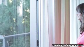 Nerdy babe Jay Taylor strips for black cock in shower